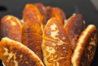 Пирожки с мясом на дрожжевом тесте