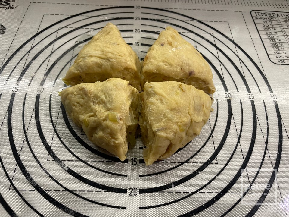 Хлебные палочки с жареным луком - Шаг 9