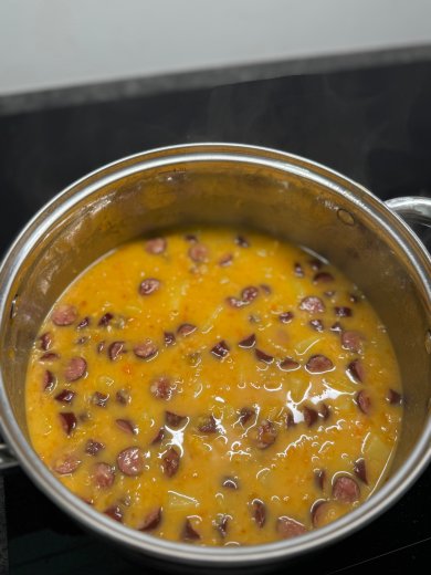 Гороховый супчик с копченными колбасками 🍲 - Шаг 12