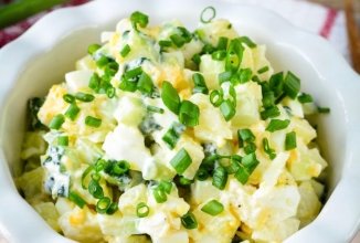 Картофельный салат с яйцом и огурцом 🥗