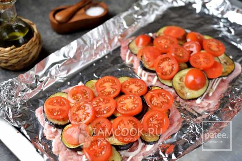 Мясо по-французски с баклажанами в духовке 🥩 - Шаг 6