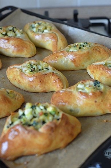 Расстегаи с рыбой 🥧 - Шаг 2