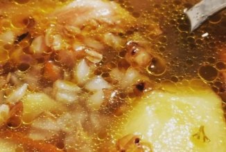 Гречневый суп на куриной грудке 🍲