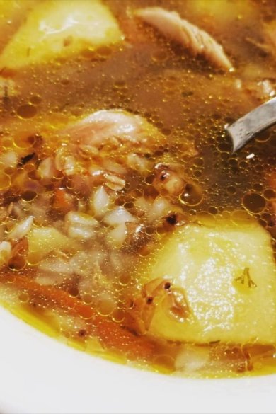 Гречневый суп на куриной грудке 🍲