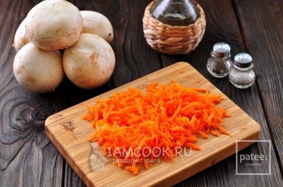 Сливочный суп с грибами и плавленным сыром 🍲 - Шаг 3