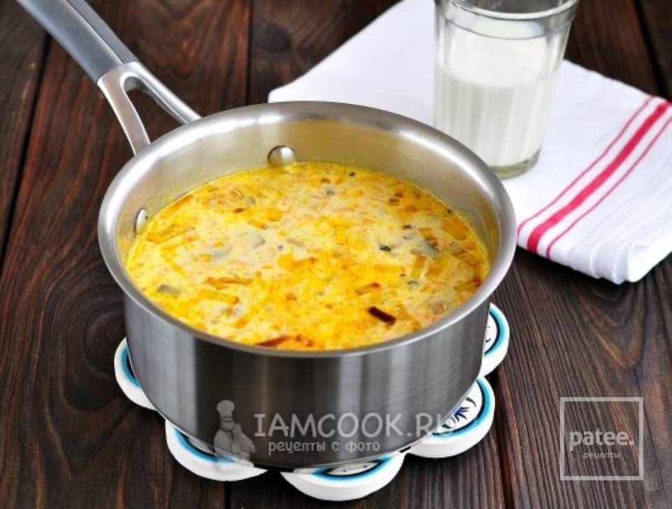 Сливочный суп с грибами и плавленным сыром 🍲 - Шаг 9