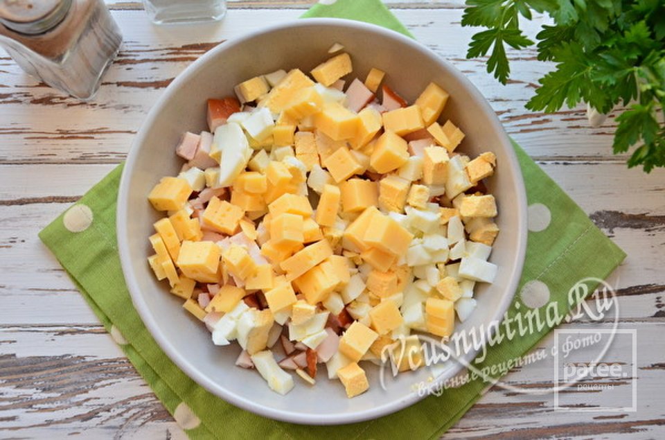 Салат «Мадам Кураж» с курицей и виноградом 🥗 - Шаг 4