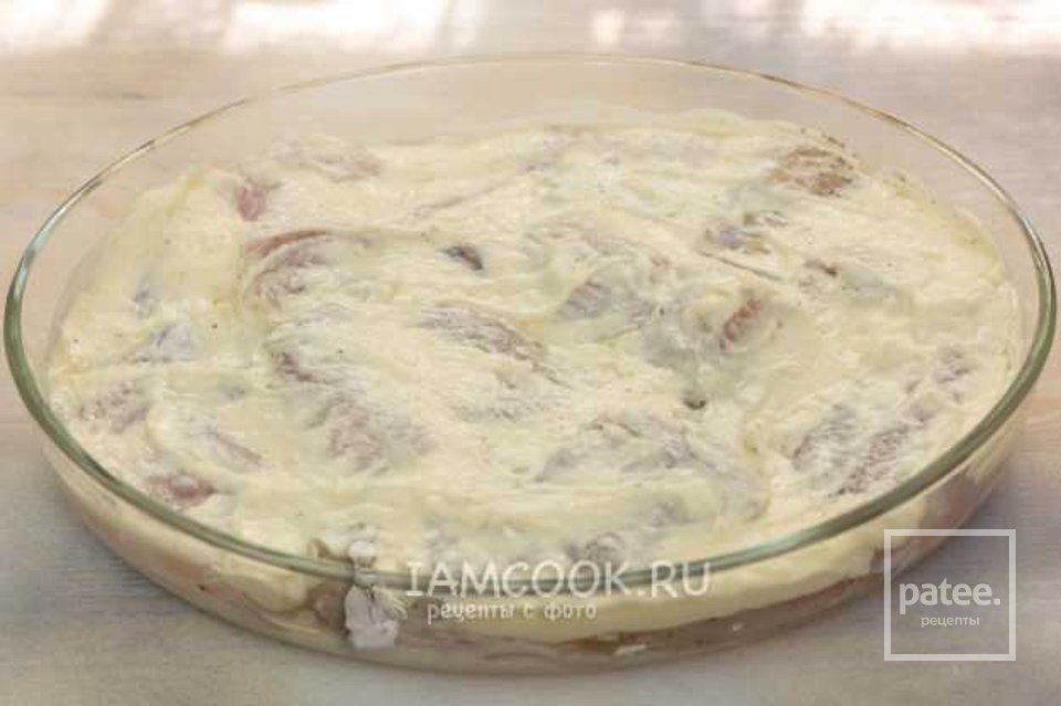 Рыба, запеченная под майонезом с чесноком 🐠 - Шаг 4