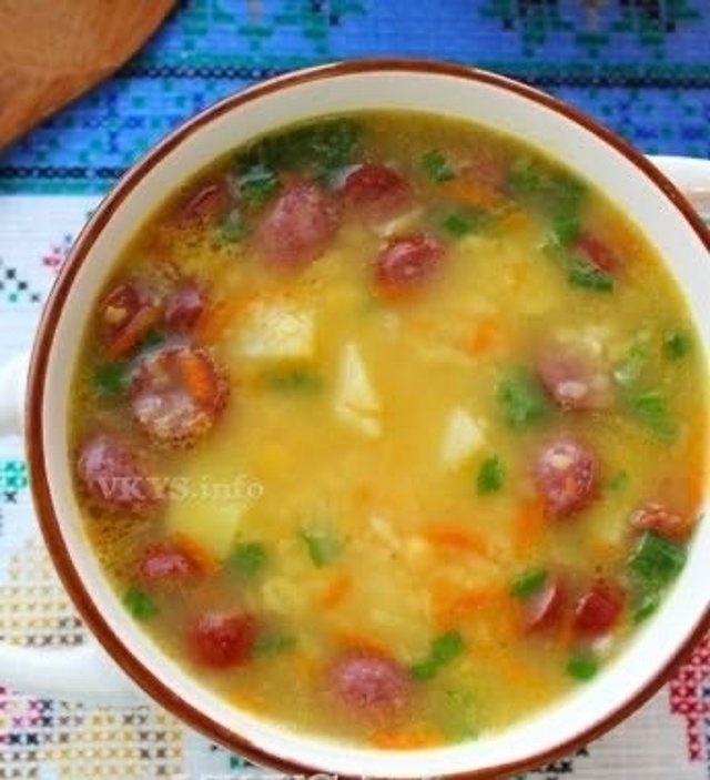 Гороховый суп с охотничьими колбасками 🍲