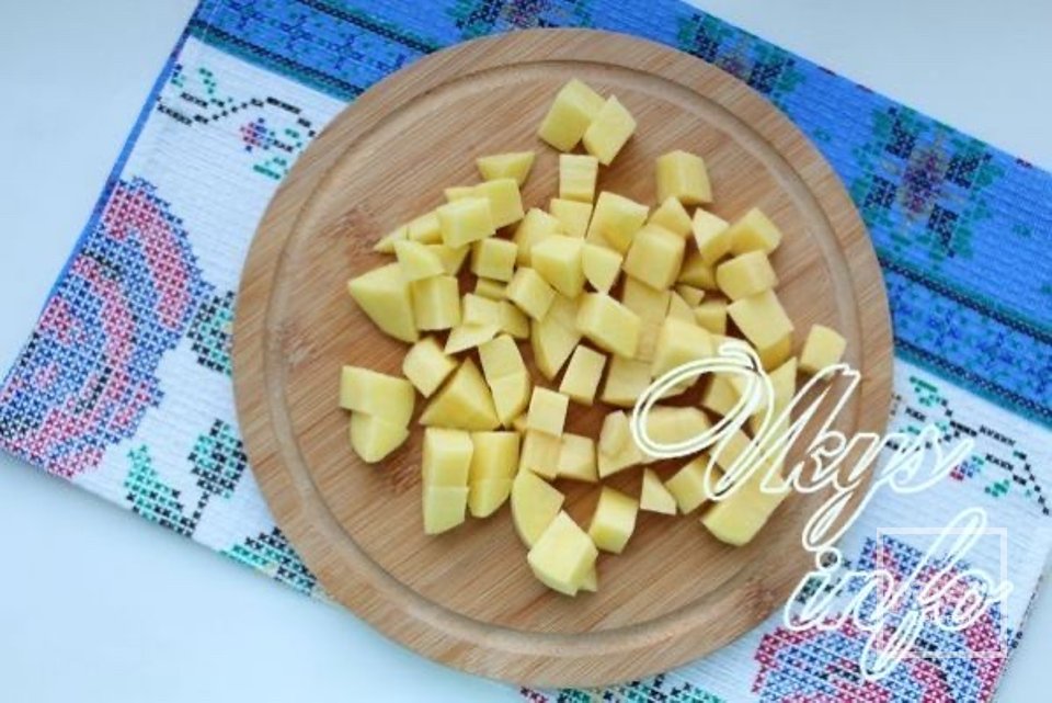 Гороховый суп с охотничьими колбасками 🍲 - Шаг 6