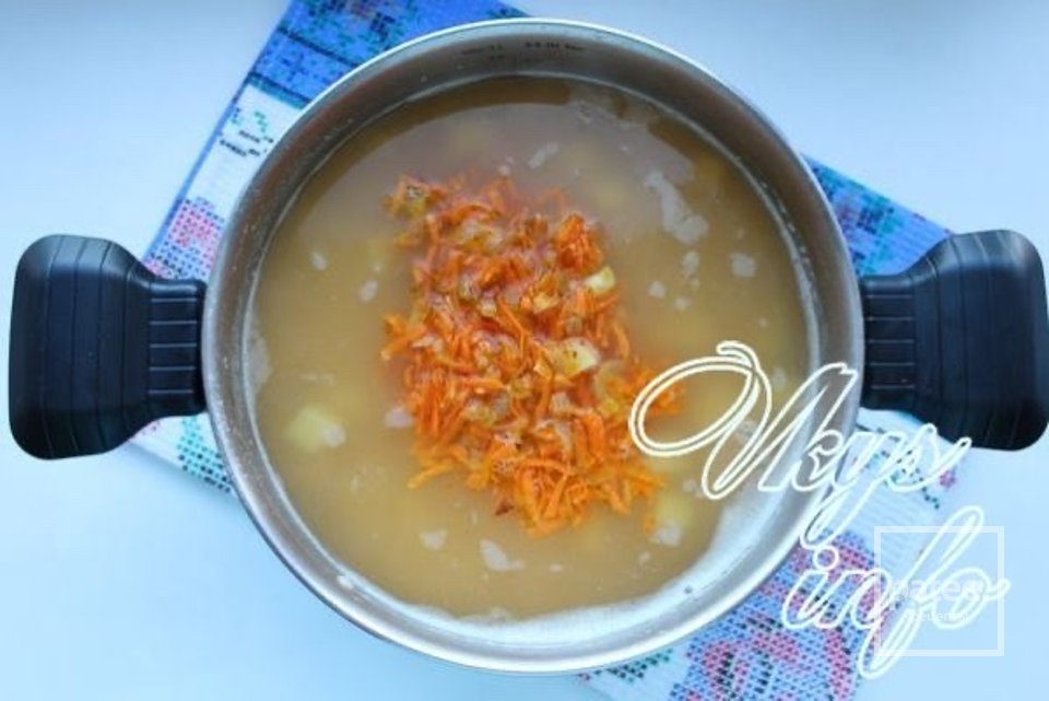 Гороховый суп с охотничьими колбасками 🍲 - Шаг 11