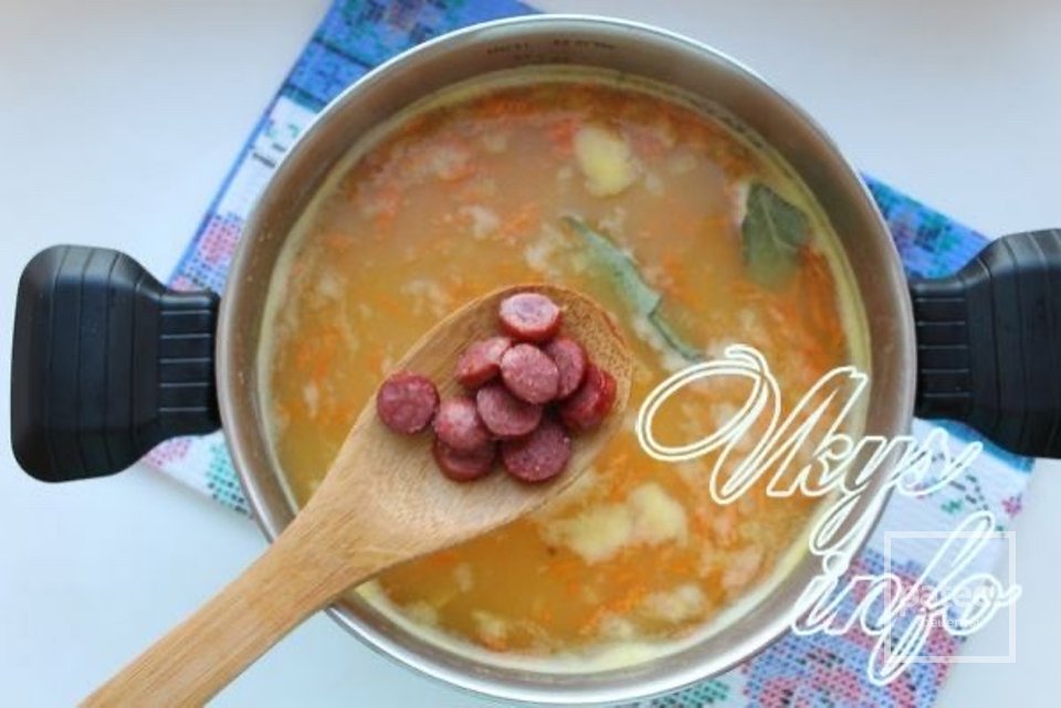 Гороховый суп с охотничьими колбасками 🍲 - Шаг 12