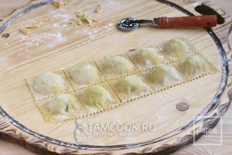 Равиоли с сыром и зеленью 🥟 - Шаг 10