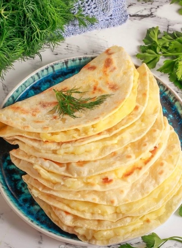 Кыстыбый с сыром и картошкой 👍🏼