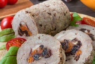 Индюшиный рулет с сухофруктами 👍🏼