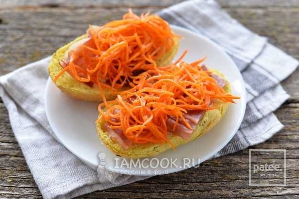 Бутерброды с ветчиной и корейской морковью в микроволновке 🥪 - Шаг 4