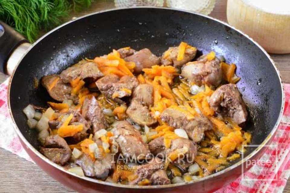 Блины с куриной печенью луком и морковью 🥞 - Шаг 4