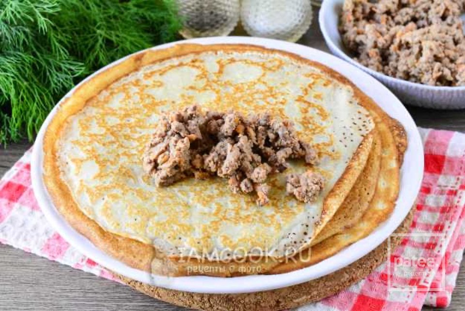 Блины с куриной печенью луком и морковью 🥞 - Шаг 11