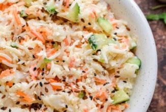 Салат с минтаем и рисом 🥗