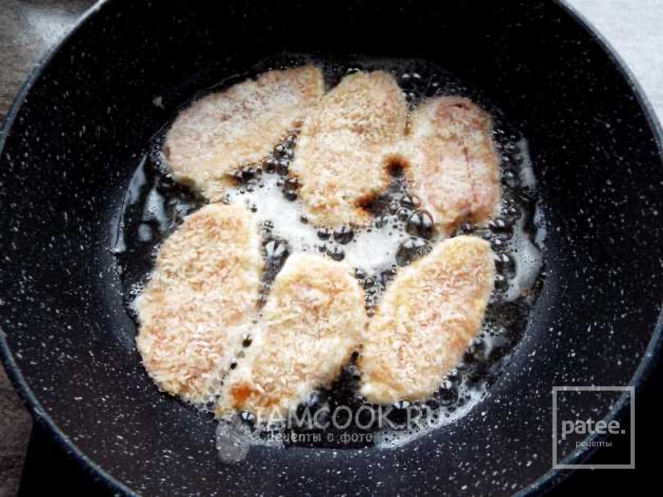 Курица в кокосовой стружке 🍗 - Шаг 7