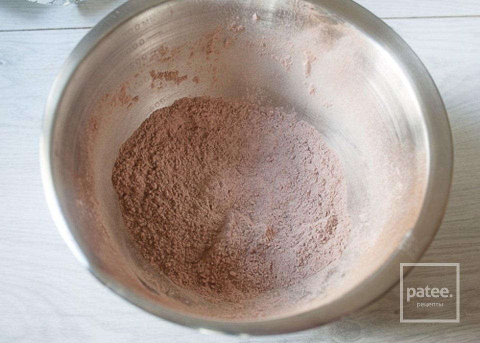 Рождественское полено” с маскарпоне и вишней 🍰 - Шаг 6