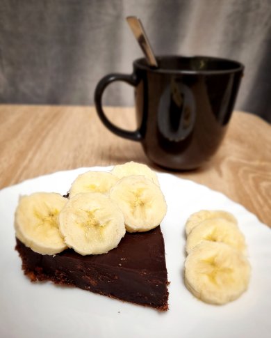 Шоколадно-финиковый тарт (без сахара)