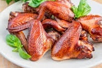 Копченые крылышки в медовом маринаде