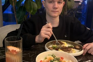 Салат 🥗 цезарь 😋