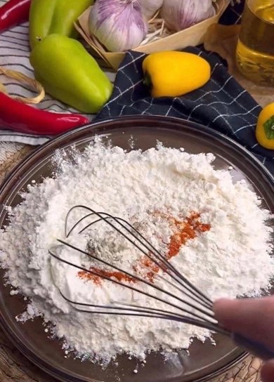 ХРУСТЯЩАЯ КУРОЧКА В ЧЕСНОЧНО-МЕДОВОМ СОУСЕ 🍗 - Шаг 3