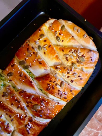 Пирог с рукколой , творогом и сыром. - Шаг 14