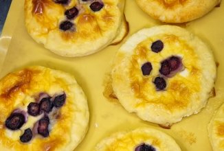 Сырники со сметанной заливкой (в духовке)