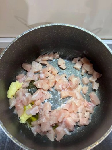 Сырный суп с грибами - Шаг 1