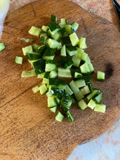 салат из огурцов и перца - Шаг 2