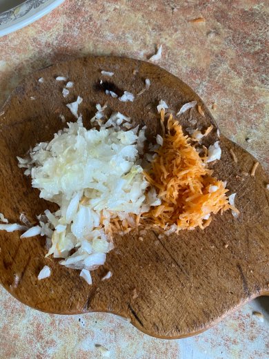 тушеная картошка с мясом в сметане - Шаг 4