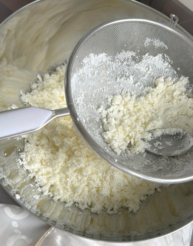 НЕЖНЕЙШАЯ ТВОРОЖНАЯ ЗАПЕКАНКА - Шаг 1