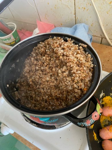 гречка с сосисками и томатной пастой - Шаг 2