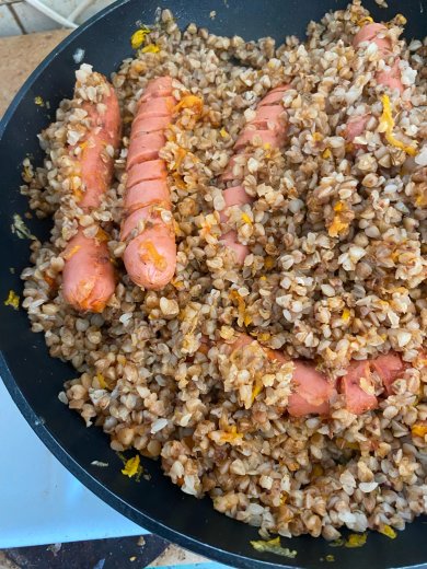 гречка с сосисками и томатной пастой - Шаг 5