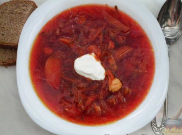 Борщ на курином бульоне