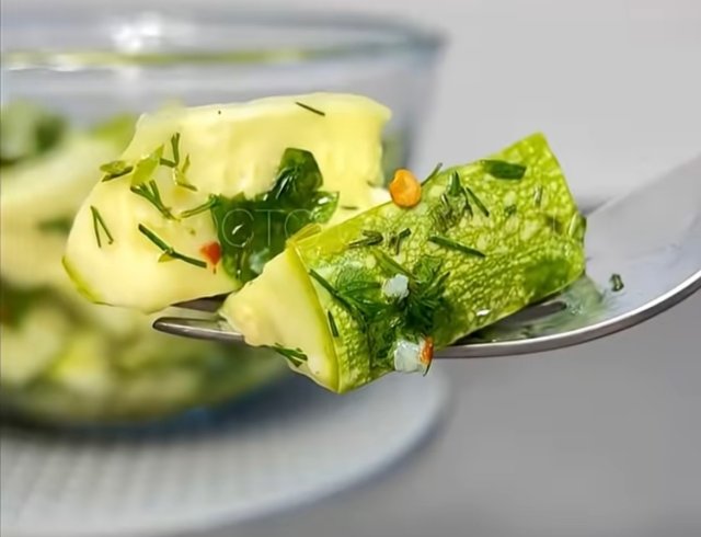 Закуска из кабачков.
