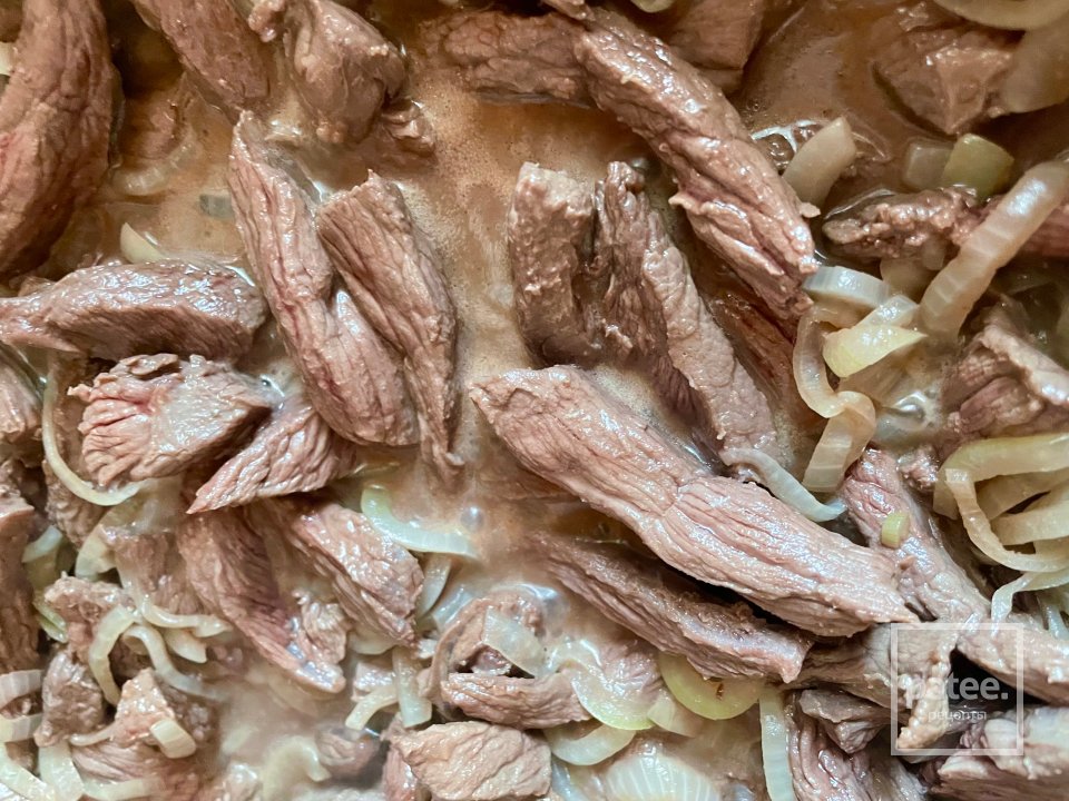 Паприкаш из оленины. - Шаг 3