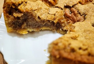 Тарт с ореховым марципаном