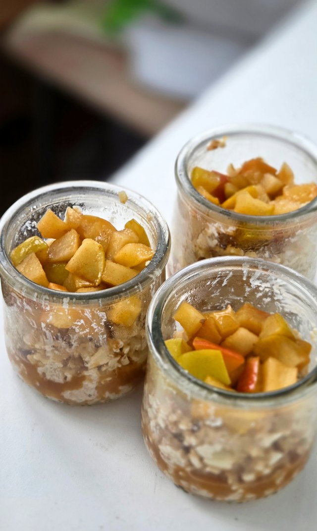 Овсяный пудинг с яблоками