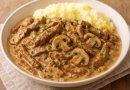Бефстроганов из говядины с грибами