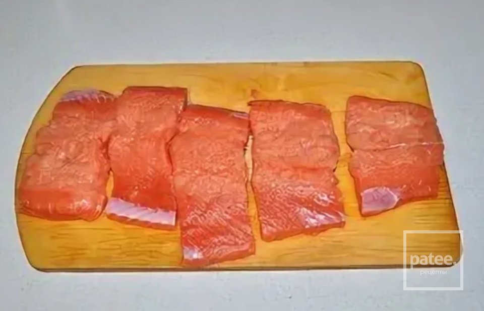 Рыба в сливках. - Шаг 1