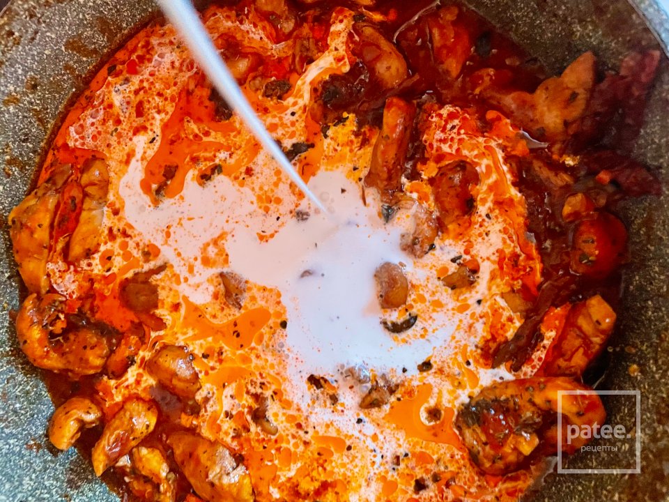 Паста с курицей в томатно-сливочном соусе. - Шаг 7